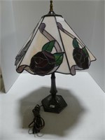 CONTEMPORARY STAINED GLASS TABLE LAMP