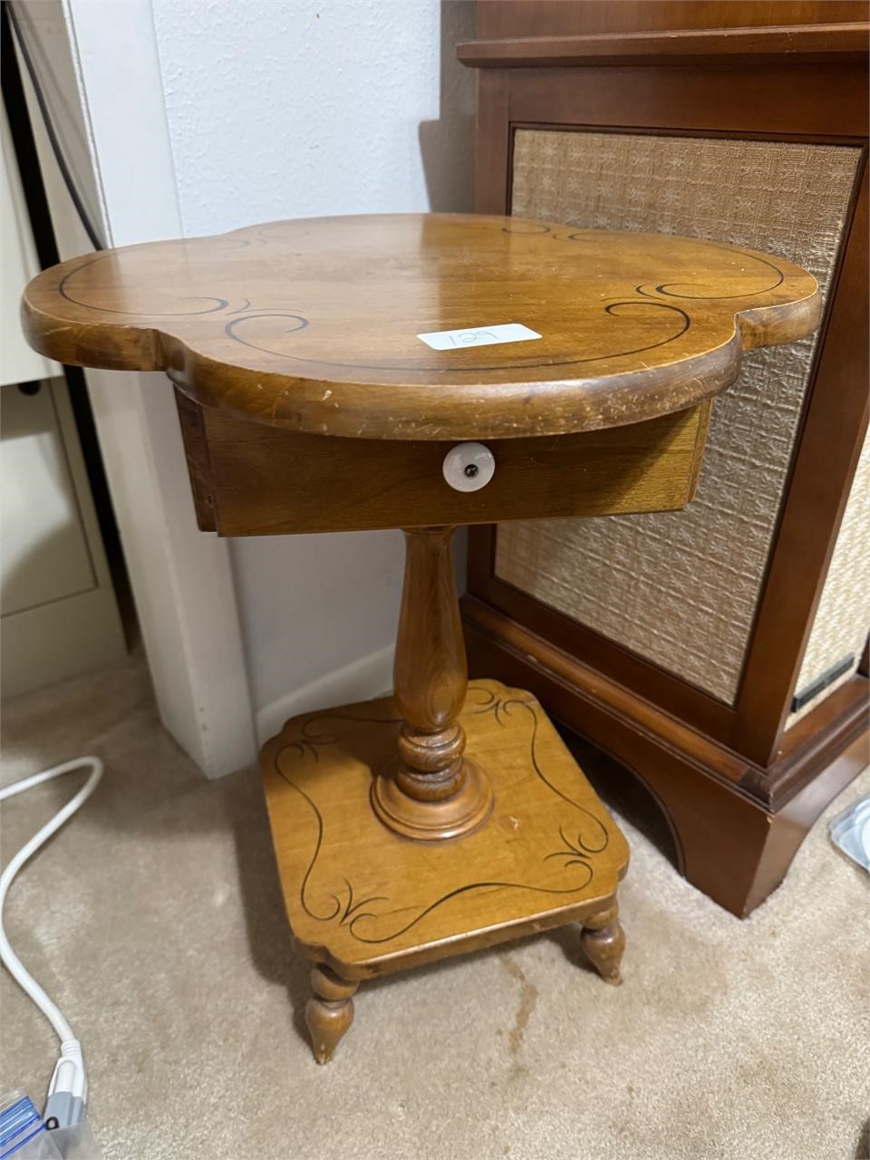 CLOVER LEAF TABLE WITH DRAWER 22"T X 18" X 18"