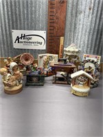 FLAT OF MUSIC BOXES