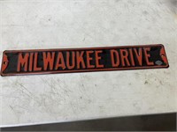 Harley Davidson Milwaukee Drive Heavy Duty metal