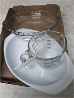 TRAY OF BAKING, MEASURING CUP, MISC PYREX