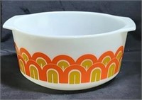 Vintage Pyrex Mod Fish Scale Arches Mixing Bowl