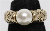 STERLING SILVER PEARL RING  SIZE 5.75