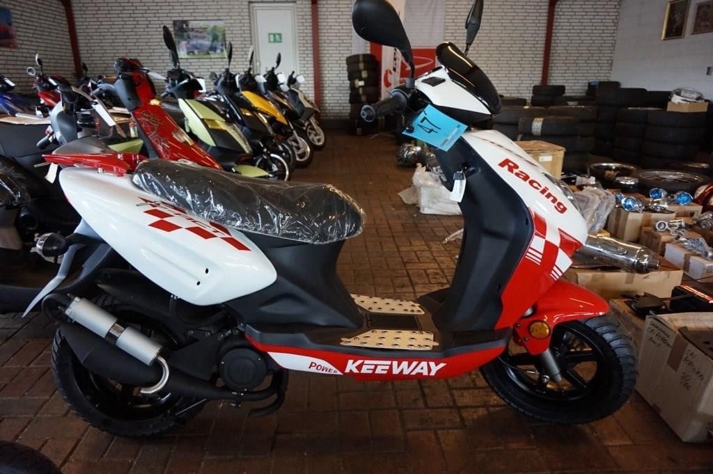 Scooter Keeway F-act 30 km. Campen