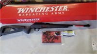 New Winchester wildcat .22 rifle with 1 magazine,
