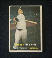 1957 Topps Mickey Mantle #95