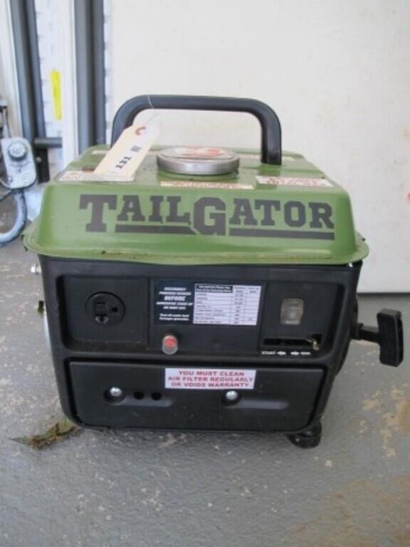 TAILGATOR 6.5 AMP GENERATOR  TESTED AND WORKS