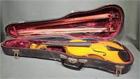 MAPLE VIOLIN & CASE MADE BY: JAMES BALSLEY