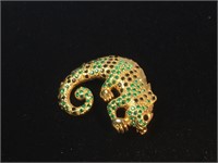 Chameleon Gold Tone Brooch with Rhinestones