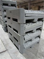 (qty - 5) Stackable and Collapsible Crates-