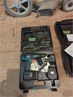 Black& Decker Rechargeable Drill With Case