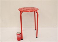 17" Red Metal Plant Stand