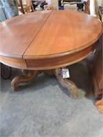 19th Century Round Oak Dining Table