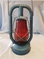 Dietz Monarch Lantern