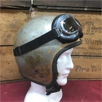 1960's Style Motorcycle Helmet & Modern Goggles