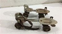 Vintage Metal Roller Skates M16K