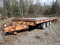 60 ton triple axle tilt trailer w/ Pendle hitch
