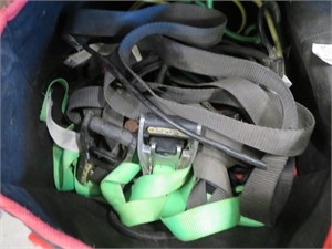 bag of rachet straps & bungees