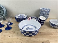 Assorted Blue Dish Set