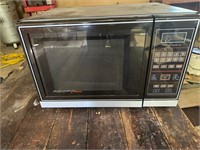 Amana microwave