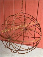 Large 18in wire vining ball