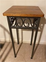 square oak top stand