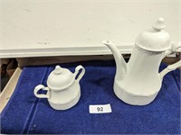 J & G Meakin Teapot & Sugar Bowl