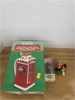 Coca cola holiday vending machine and figures