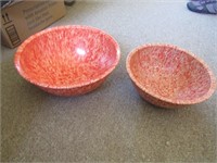 2 plastic bowls