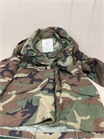 camo size small jacket