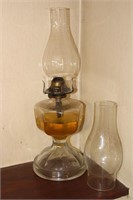 Nice Oil Lamp with Extra Globe