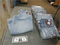 6 Pairs of Sz 8 Jeans