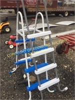 (2) POOL LADDERS & JACUZZI PUMP