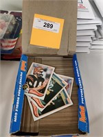 1992 Topps Football trading cards