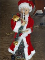 Animated Mrs. Clause, 26"h