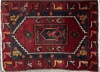 PRETTY TRIBAL HAND KNOTTED WOOL ACCENT RUG