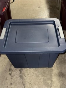 BLUE 18-GALLON TOTE AND LID
