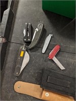 Lot of Various Pocket Knives