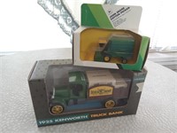 John Deere 1925 Kenworth truck bank & John Deere