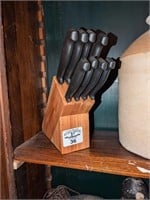 Knives and knife block