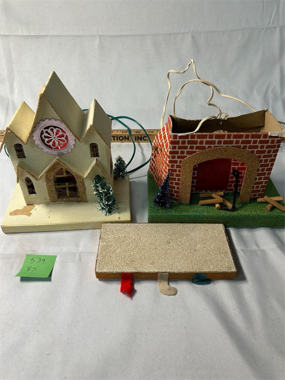 VTG Cardboard Light Up Christmas Houses