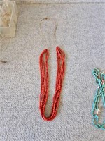 NECKLACE RED BEADS