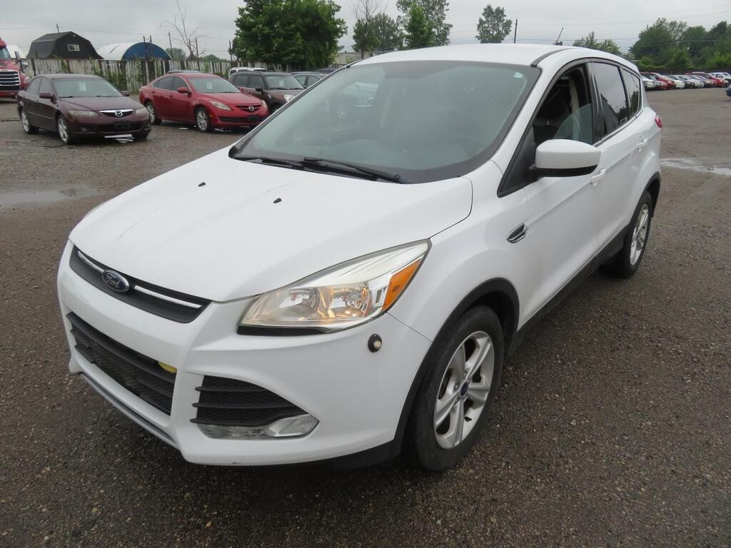 2016 FORD ESCAPE 110240 KMS