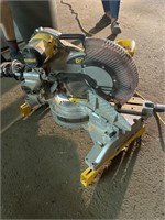 Dewalt Compound Mitre Saw (Sliding)