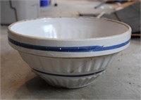 Vintage Southern Stoneware Mixing or Clabber Bowl