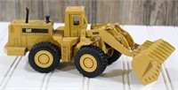 Caterpillar 988 B Loader