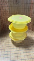 Collapsible  Tupperware bowls new