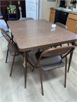 Kitchen Table And 4 Chairs