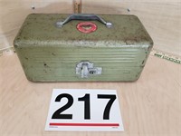 vintage metal tackle box-no key