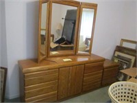 Two dressers with mirrors and 1 nightstand -